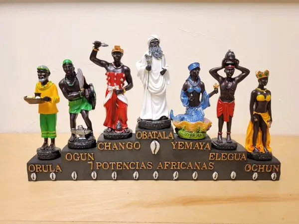 7 Powers Statue