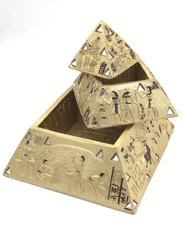 Pyramid Tri Level Box